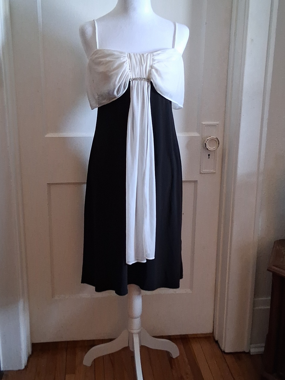 Women's Black and White Dress